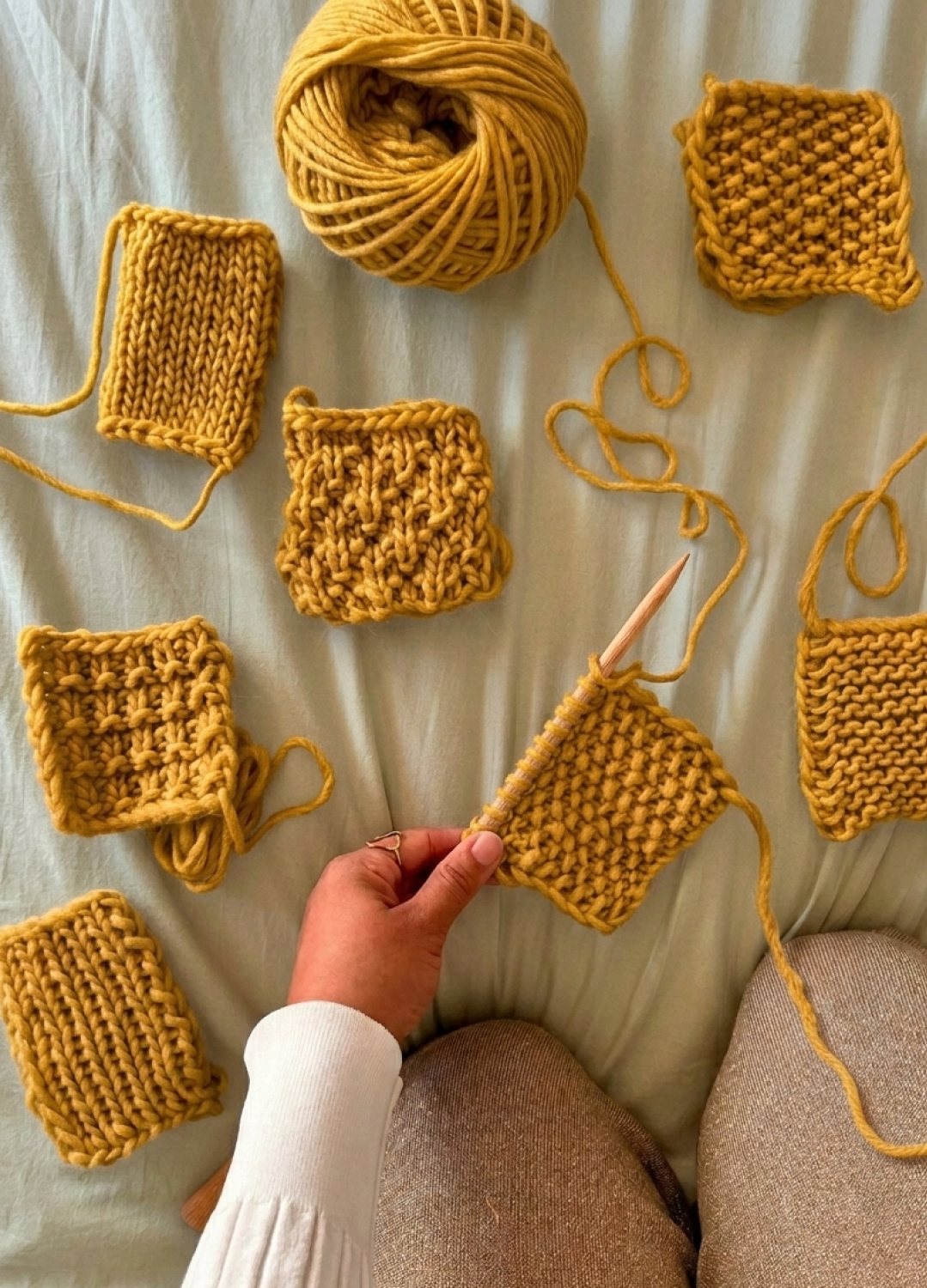 Make your first Snood - Stitch Sampler Kit: Learn The Basics Knitting Kit - Yummy Version