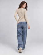 Long-sleeved shirt made of soft cotton (Coming Soon)