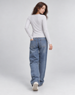 Long-sleeved shirt made of soft cotton (Coming Soon)