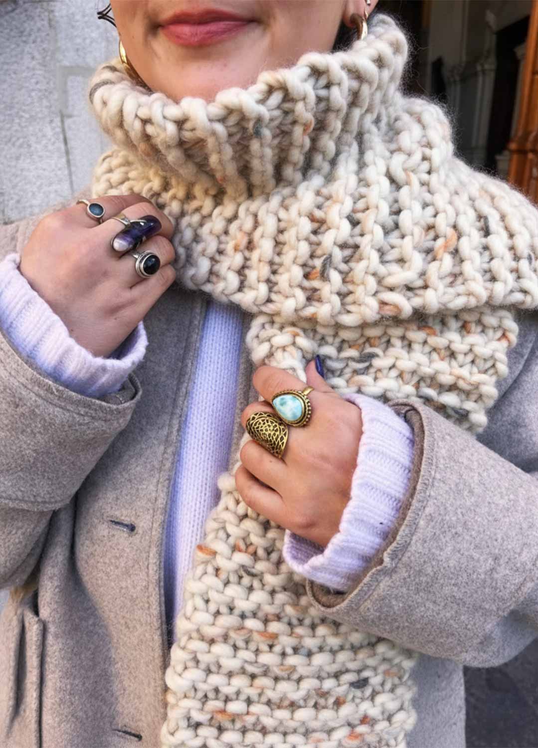 2 Kits Bundle | Knitting Stitch Sampler Kit "Make your first Snood" + Dinka Scarf